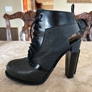 Alexander Wang Dakota Lace Up Platform Booties, Black, EU 39 / US 8.5
